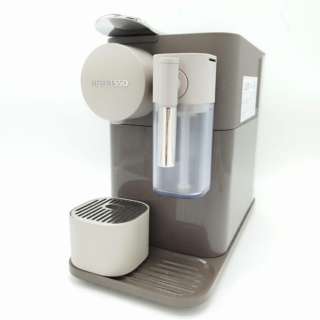 ネスプレッソ　ラティシマ・ワン　モカブラウン　 F111　コーヒーメーカー