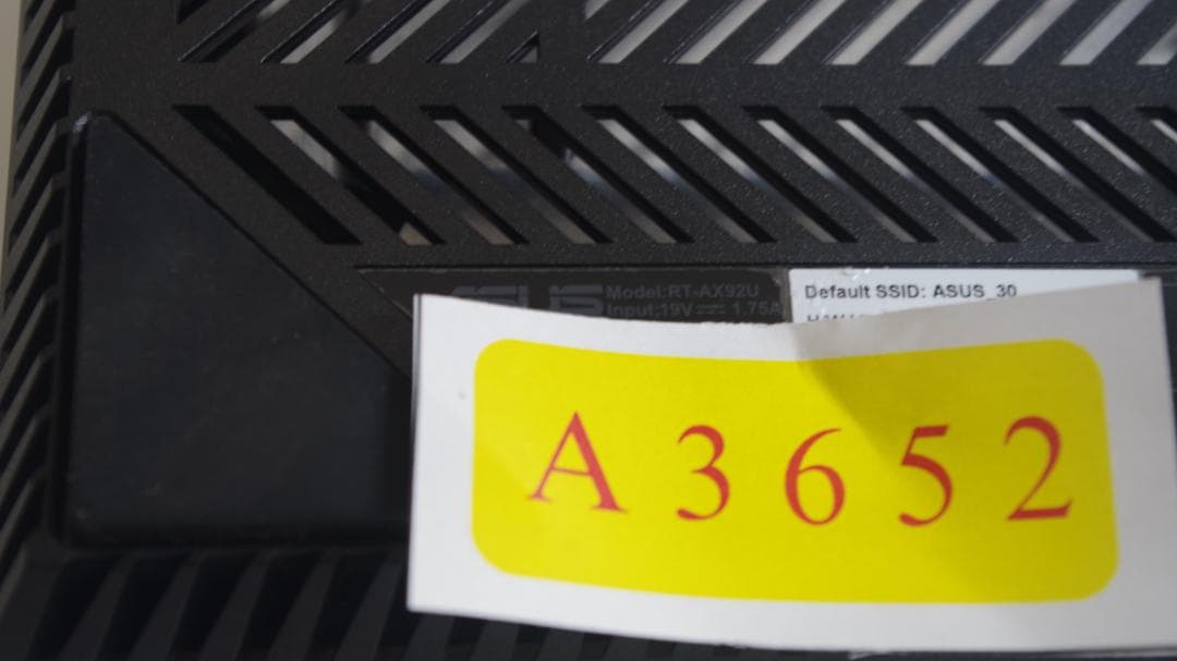 A3652 ASUS RT-AX92U ルーター(ACアダプタ な し)