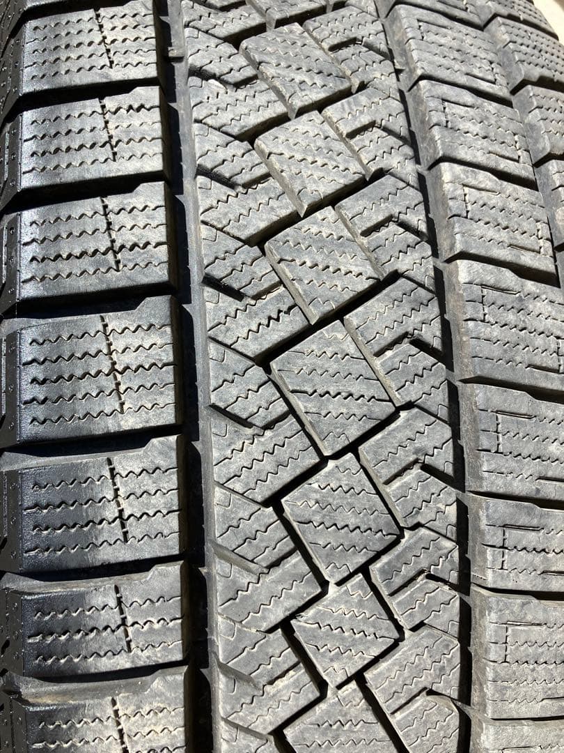 40系アルファード スタッドレスタイヤ ホイールセット 225/65R17