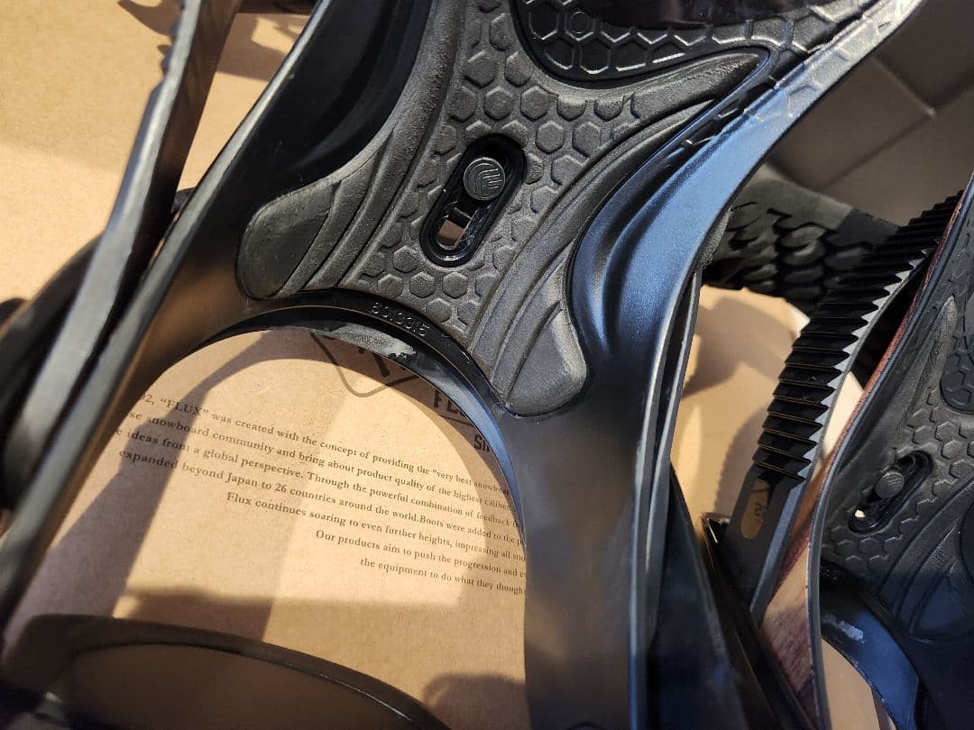 FLUX CV-LTD ビンディング S