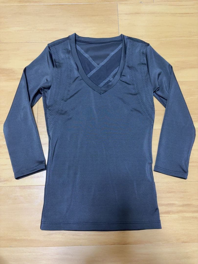 ほぼ新品美品⭐︎レディースパンプ 7分袖　M グラントイーワンズ　BIBI