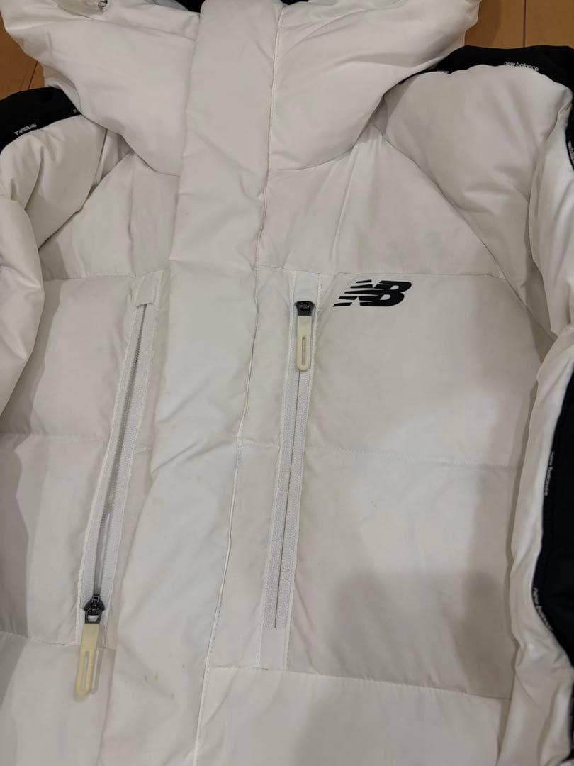 new balance フード付きロングダウンジャケット　ベンチコート