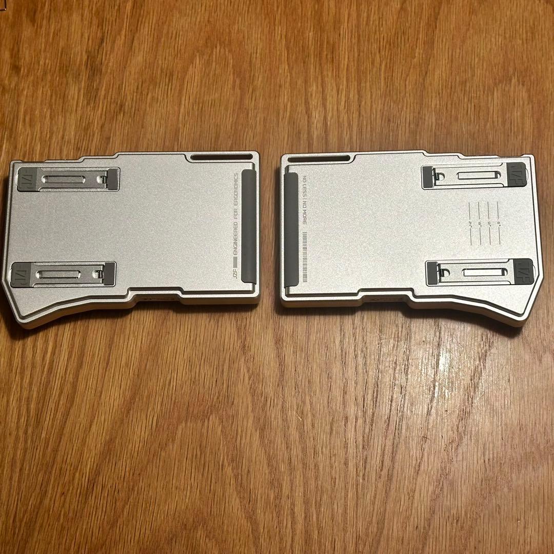 Cornix LP 無線分割キーボード シルバー+無刻印キーキャップ各