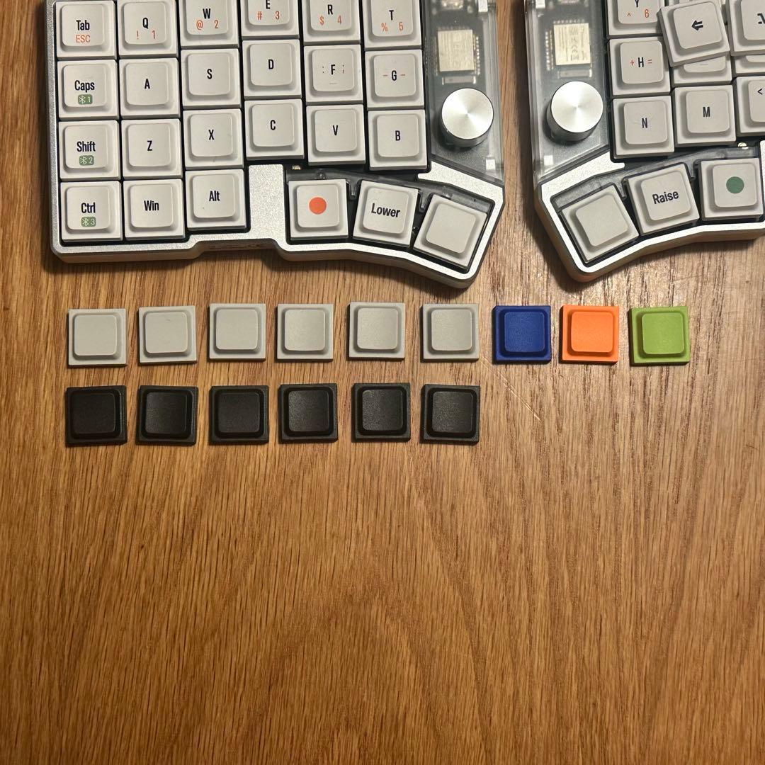 Cornix LP 無線分割キーボード シルバー+無刻印キーキャップ各