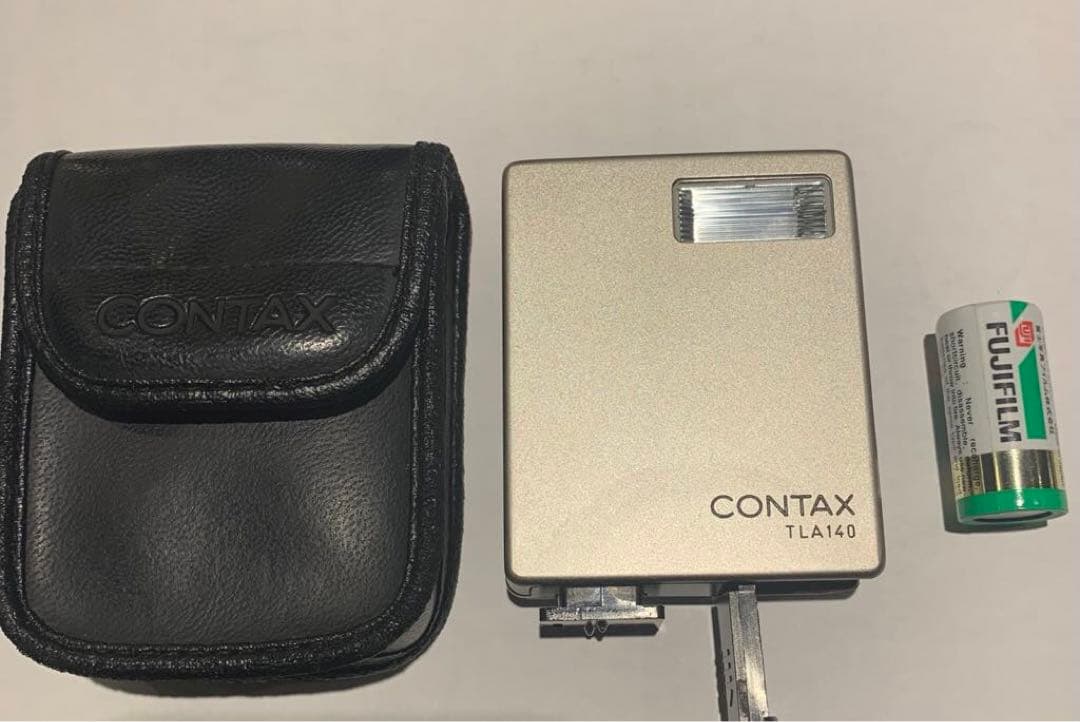 【コレクター・動作品】CONTAX TLA140 フラッシュ（ポーチ・電池付き)