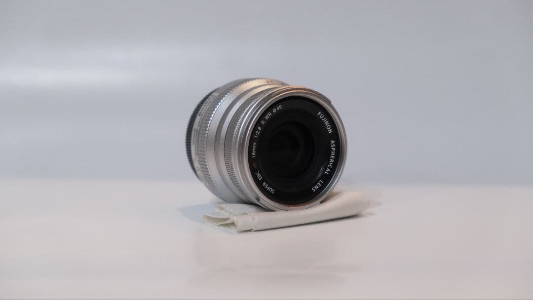 XF16mm F2.8 R WR シルバー