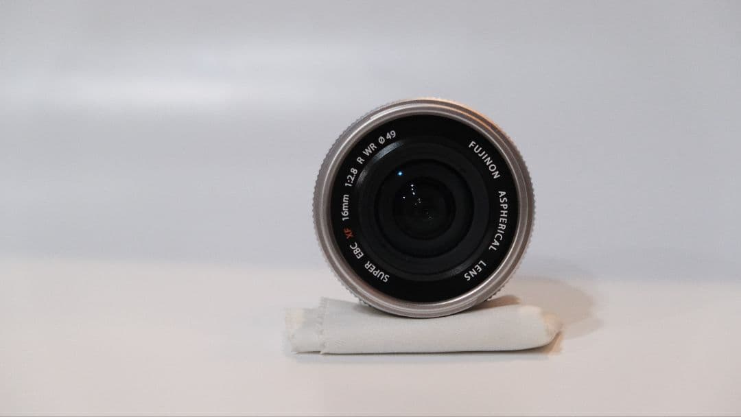 XF16mm F2.8 R WR シルバー