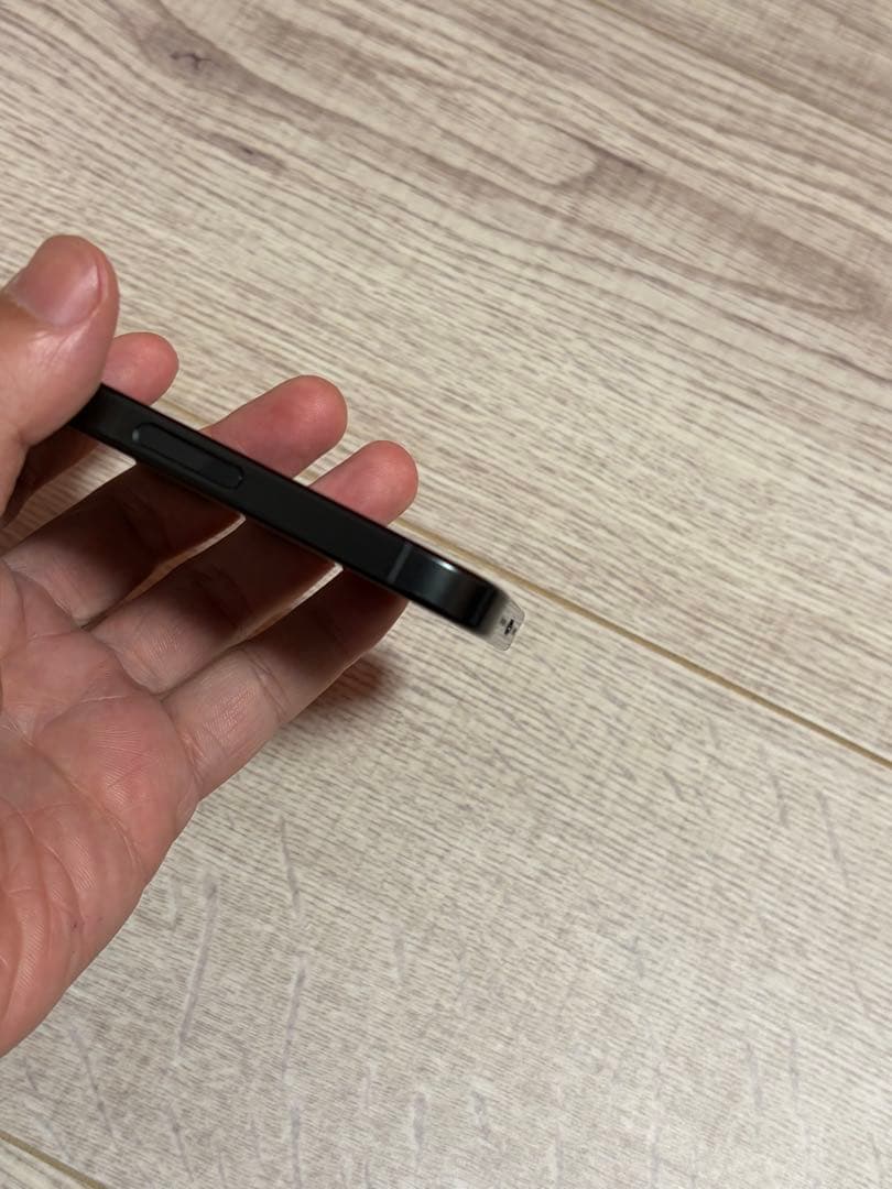 iPhone 16 pro 128g 本体