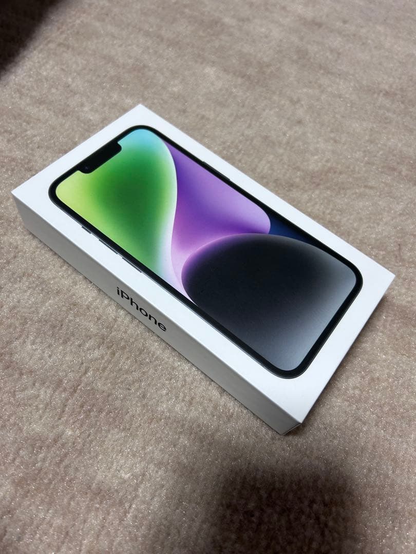 Apple iPhone 14 本体　ミッドナイト