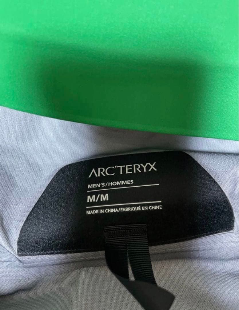美品　アークテリクス［ARC'TERYX］ベータジャケット