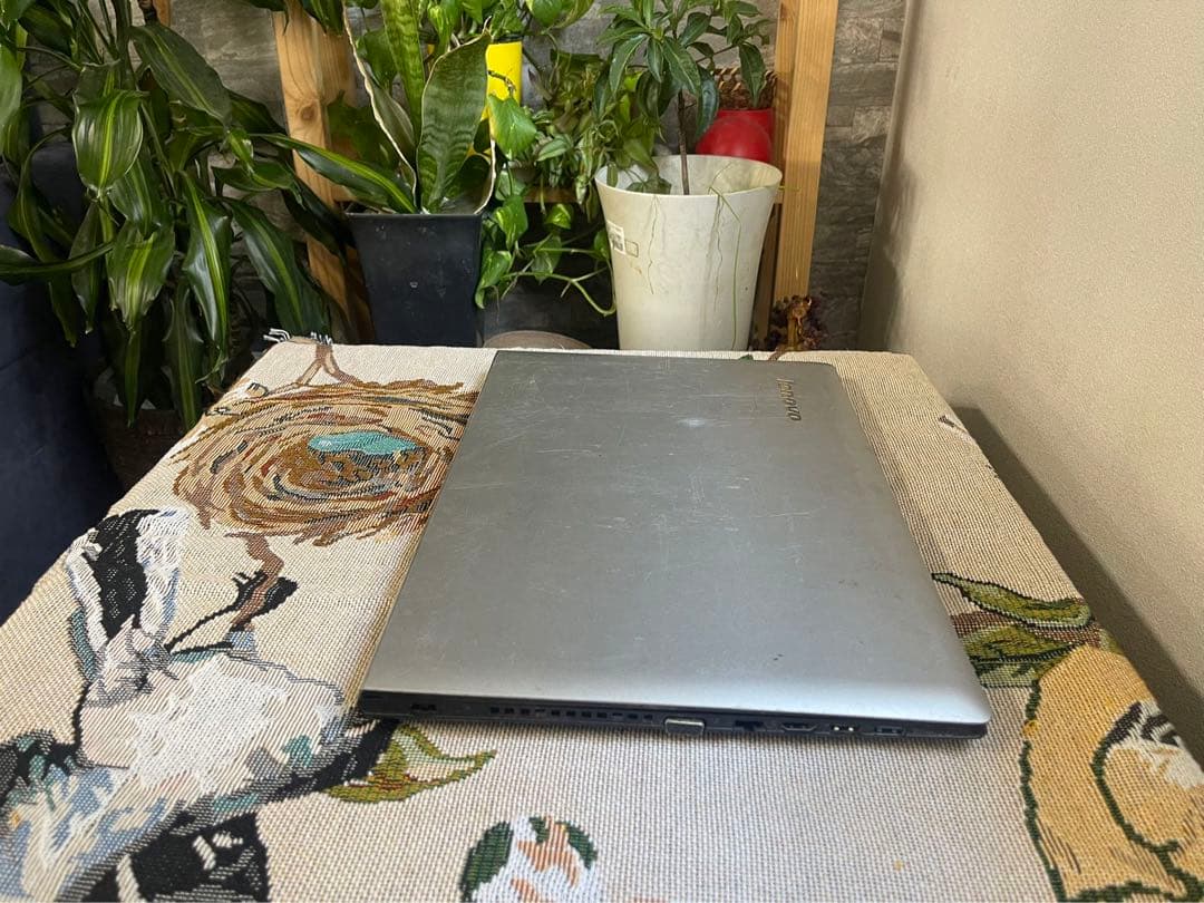 レノボ　PC初心者向けすぐ使えるノートパソコンWindows11