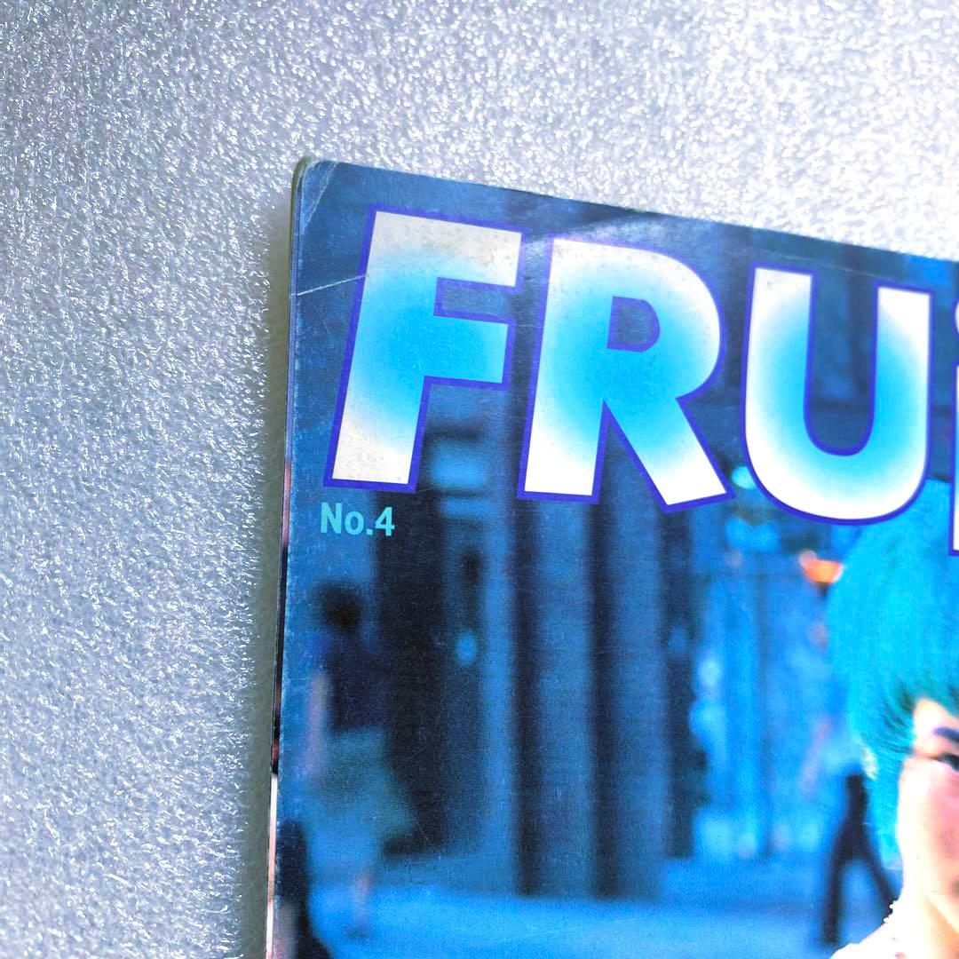 雑誌　FRUiTS フルーツ　1997年 11月 No.4