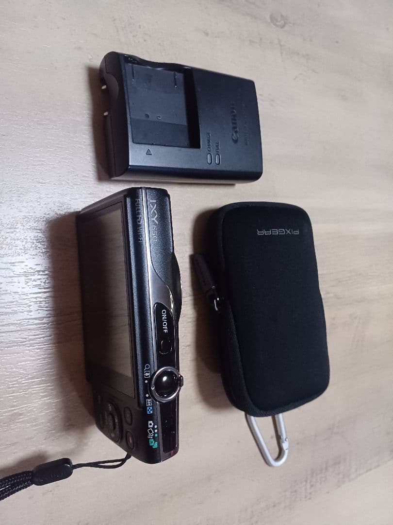 Canon IXY650コンパクトデジタルカメラ 純正充電器付　Wi-Fi搭載