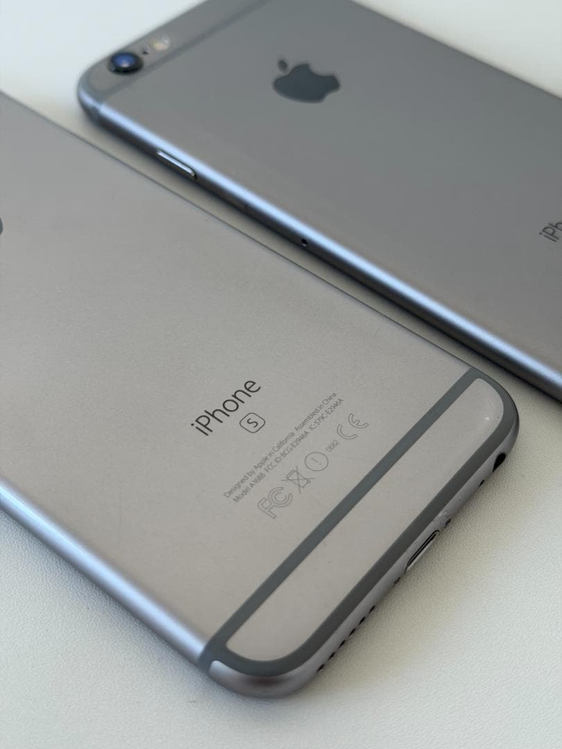 iPhone 6s A1688 2台セット 初期化済 SIMロック解除済み