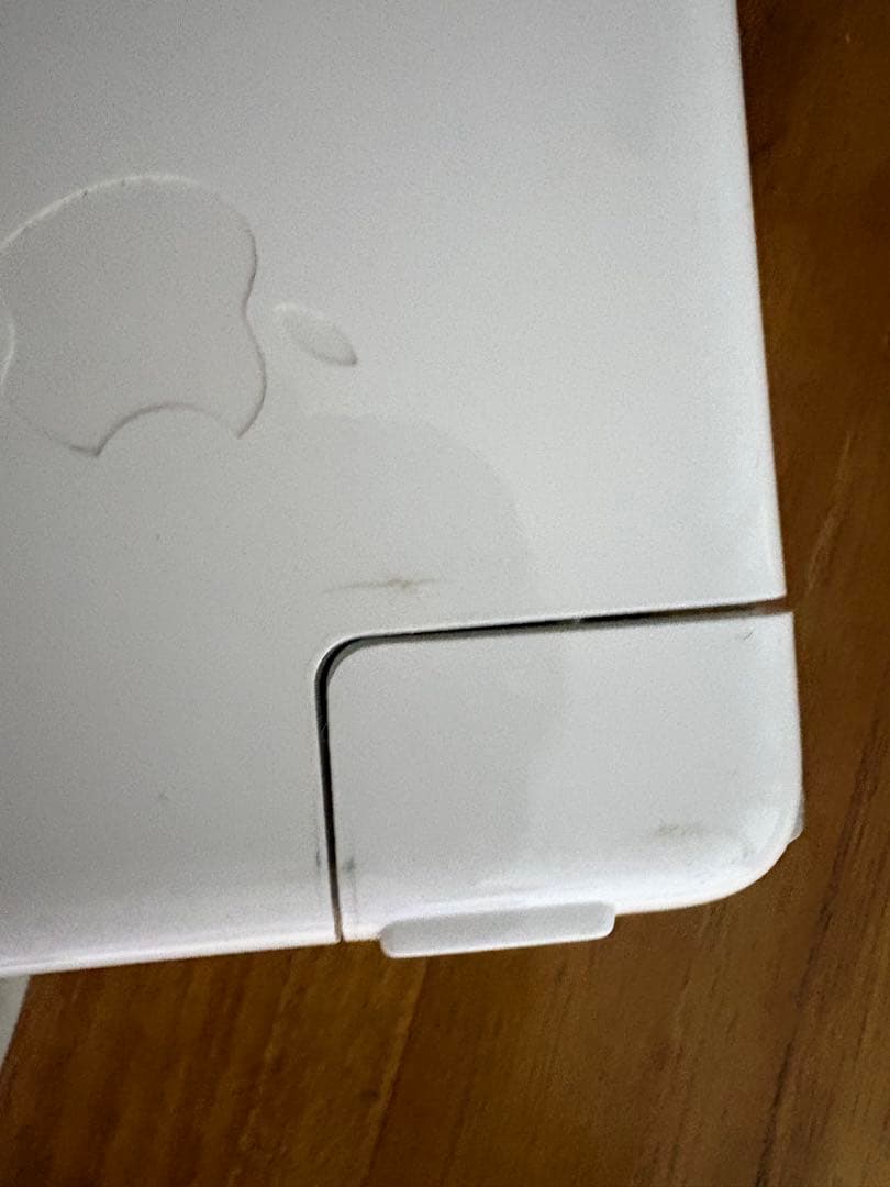 Apple MacBook ホワイト