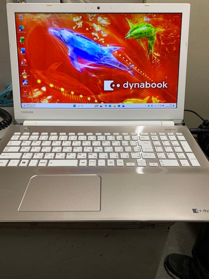 dynabook Corei7 SSD256 8GB 第7世代