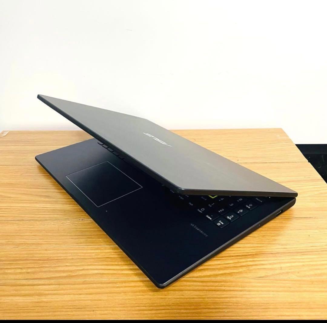 2022モデル薄型ASUSノートパソコンSSDwin11オフィスカメラ