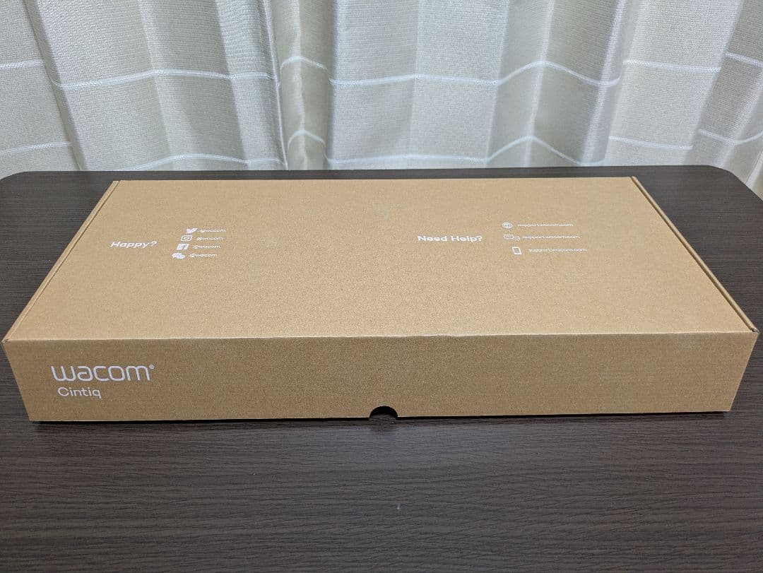 Wacom Cintiq 22 (DTK2260K0D) 大型液晶ペンタブレット