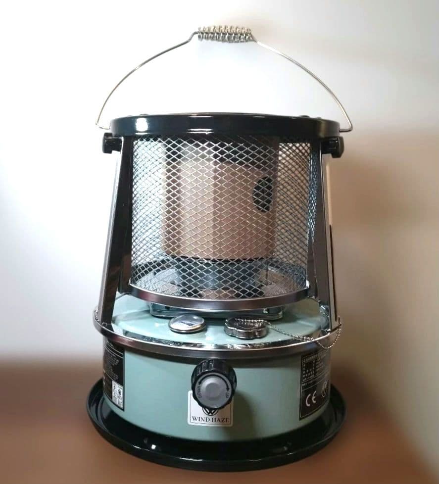 ⭐️屋内外 灯油ストーブ ダイヤル式 高さ伸縮式 替芯付 WIND HAZE