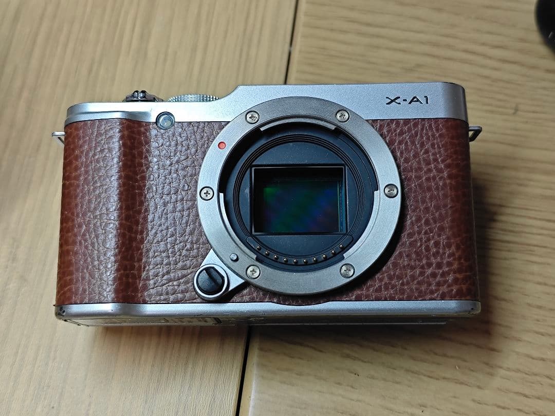 Fujifilm X-A1 ミラーレス一眼
