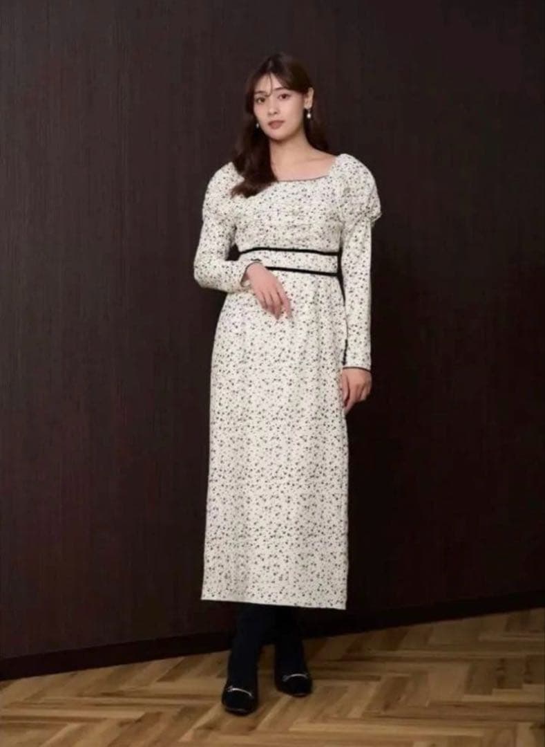 ワンピース Capucine Bloom Sleeve Chiffon Dress