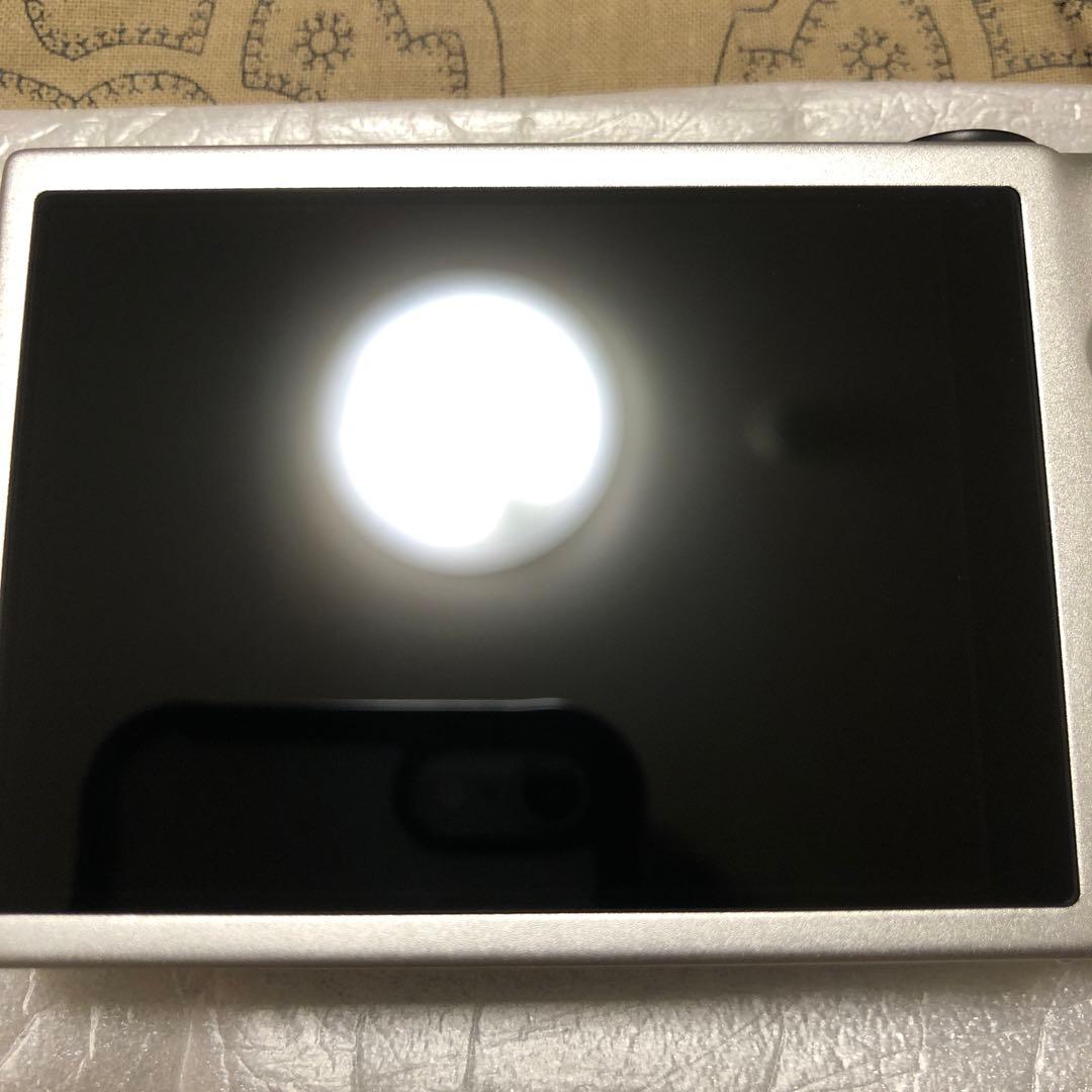 ほぼ新品 Canon IXY 110F シルバー デジカメ コンデジ 完品