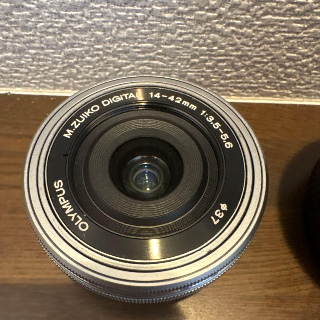 OLYMPUS m.zuiko レンズセット レンズキャップ付き。
