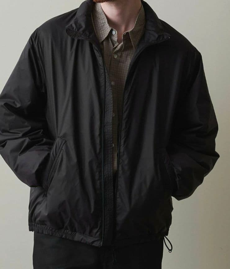 ナイロンブルゾン