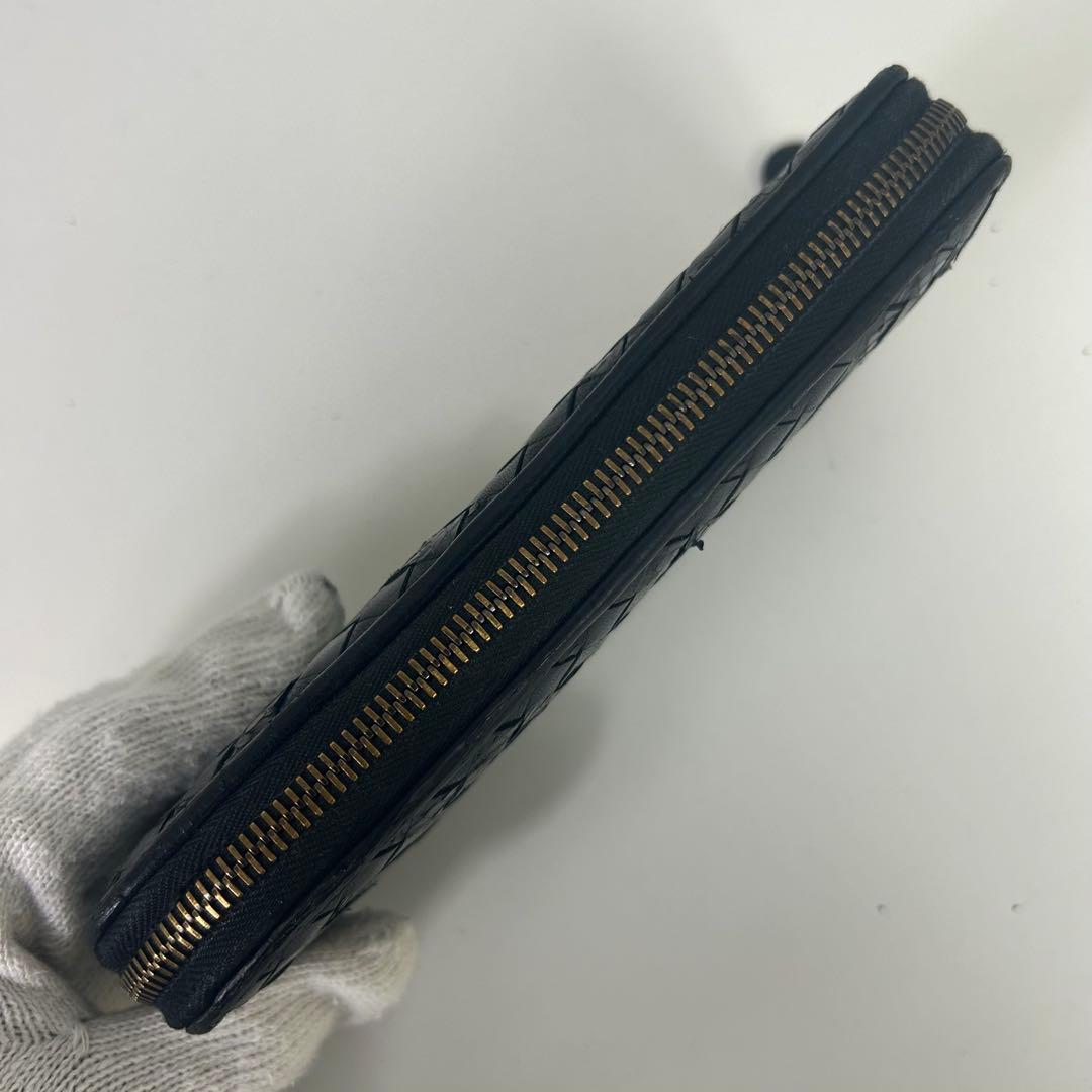 ボッテガ ラウンドファスナー 長財布 イントレチャート スネーク パイソン