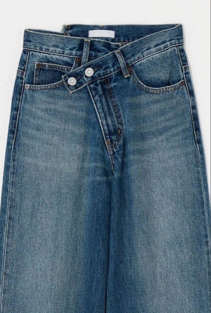 MOUSSY CROSS WAIST WIDE ストレートSサイズ