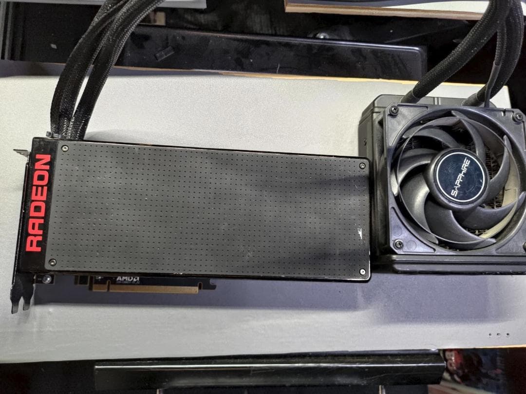 SAPPHIRE RADEON PRO DUO 8G HBM その②