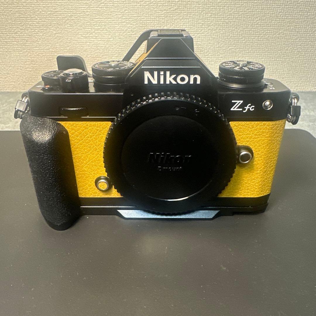 な*ぬ様 Nikon Z fc イエローブラック　ミラーレス一眼 本体