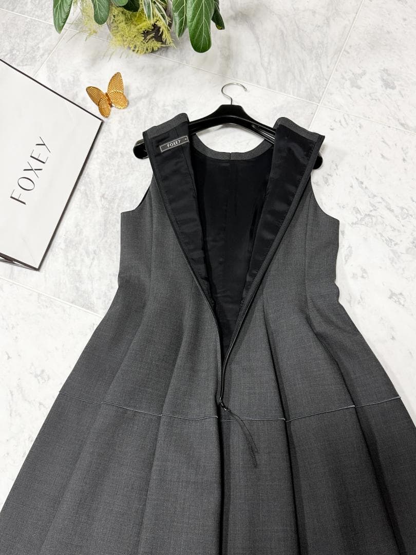 美品★FOXEYフォクシー ウール胸元リボンチャコールグレーワンピース希少42