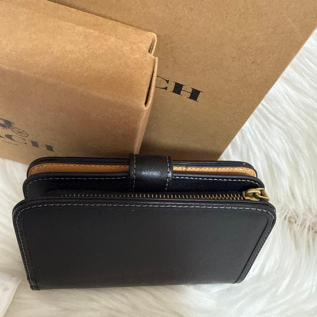 COACH ブラックレザー 二つ折り財布