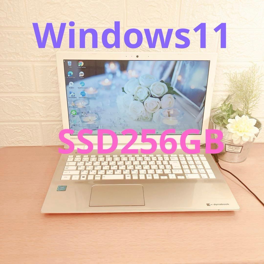 Windows11✨SSDで快適☘️大容量カメラ付すぐ使えるノートパソコン