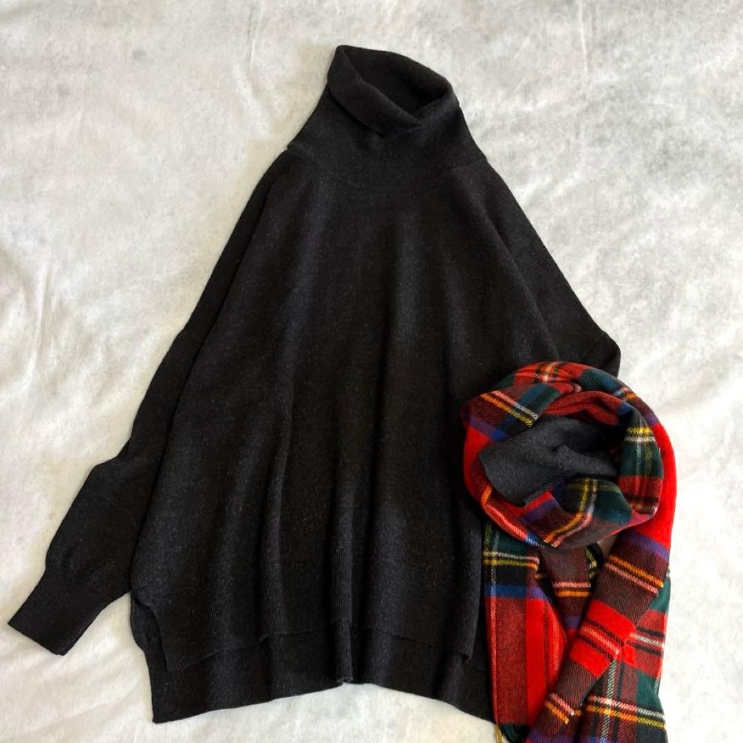 ほぼ新品極美品❤️かぐれ ウール100 タートルネックニット 濃いグレー ゆったり