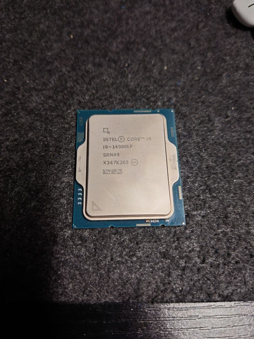 Intel Core i9-14900KF 当方では動作未確認