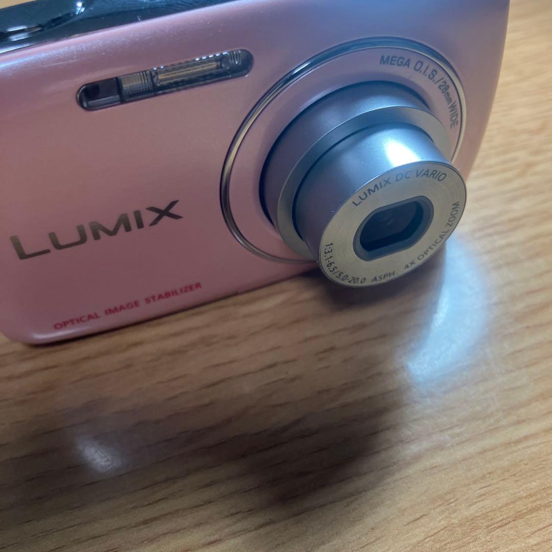 パナソニック LUMIX DMC-S1