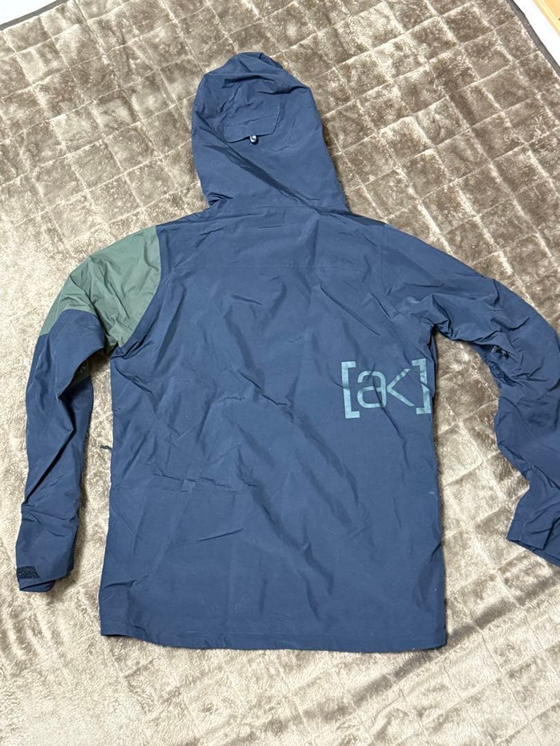 Burton フード付きジャケット ブラック&カーキ