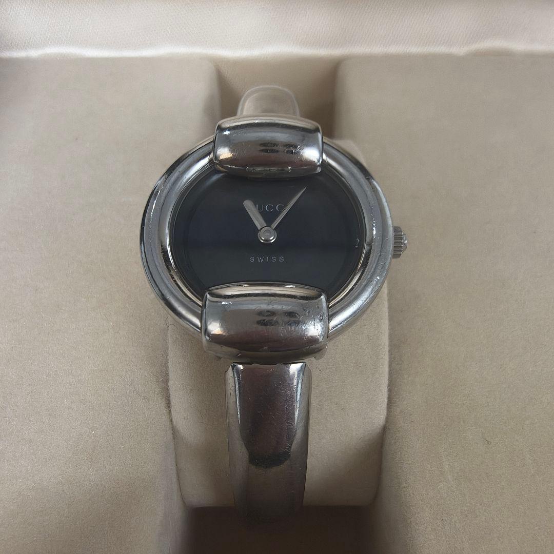 GUCCI グッチ 1400L ブラック文字盤 クオーツバングルウォッチ　稼働品