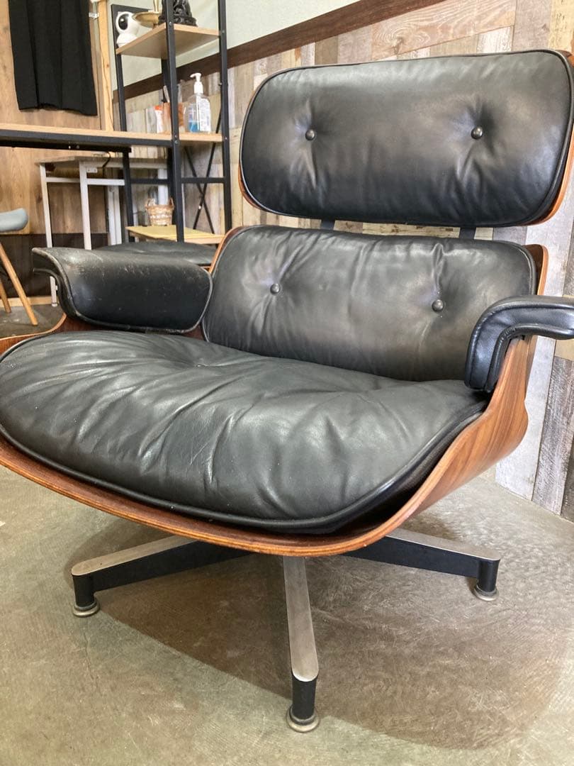 ハーマンミラー　イームズ　EMS レザーラウンドチェア　オットマン別売り
