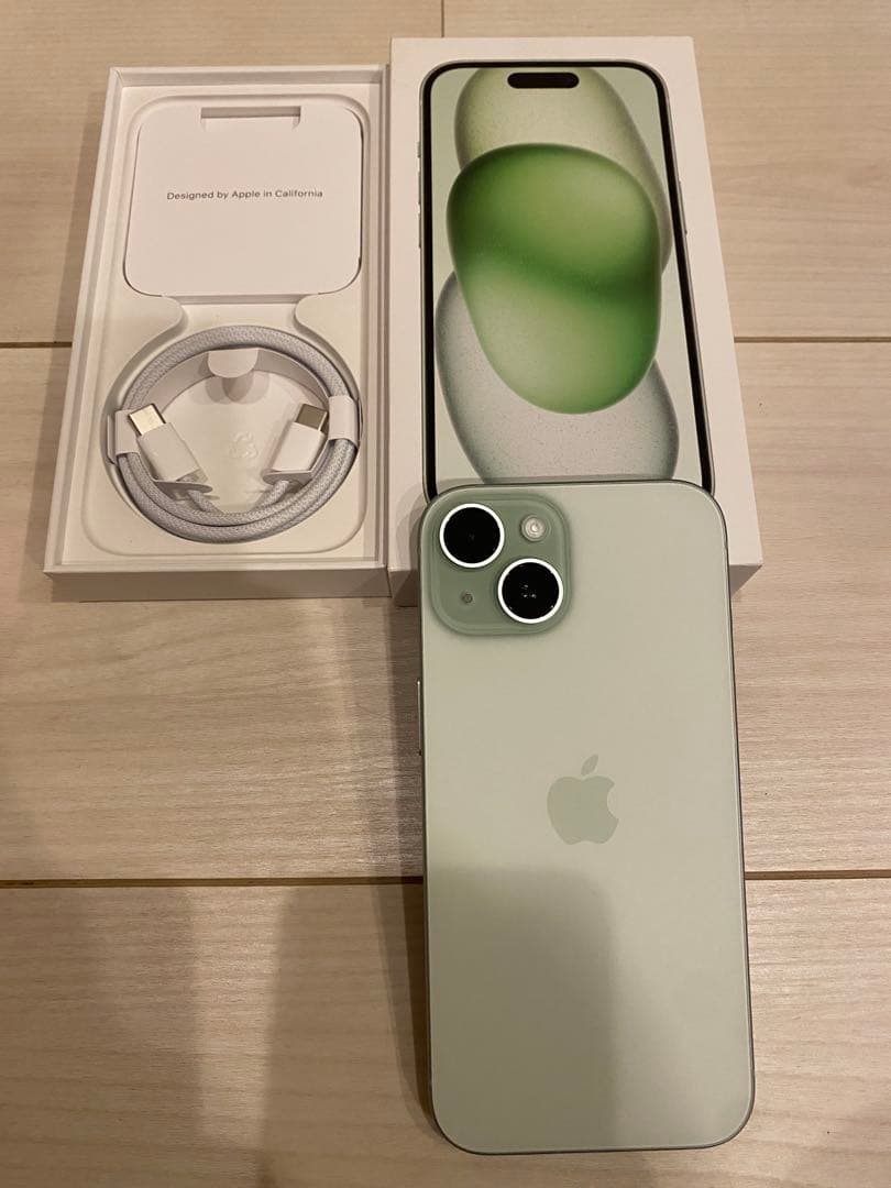 ほぼ新品 Apple iPhone 15 グリーン 本体