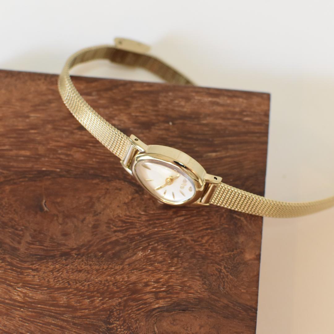 〇 ete 〇エテ　　腕時計　ジェムフェイス　レディース　　ダイヤ