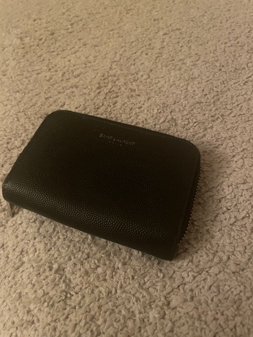 SAINT LAURENT ブラックケース