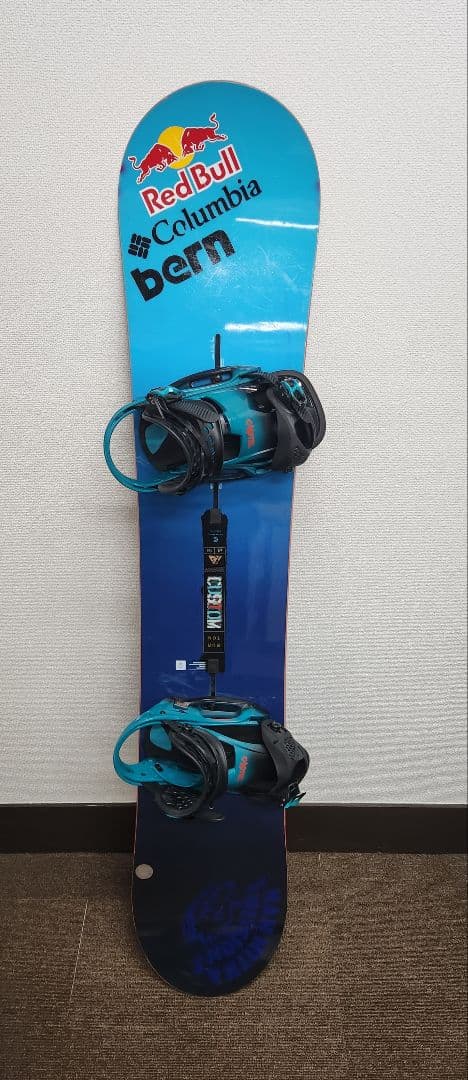 Red Bull Columbia bern スノーボード　153㎝