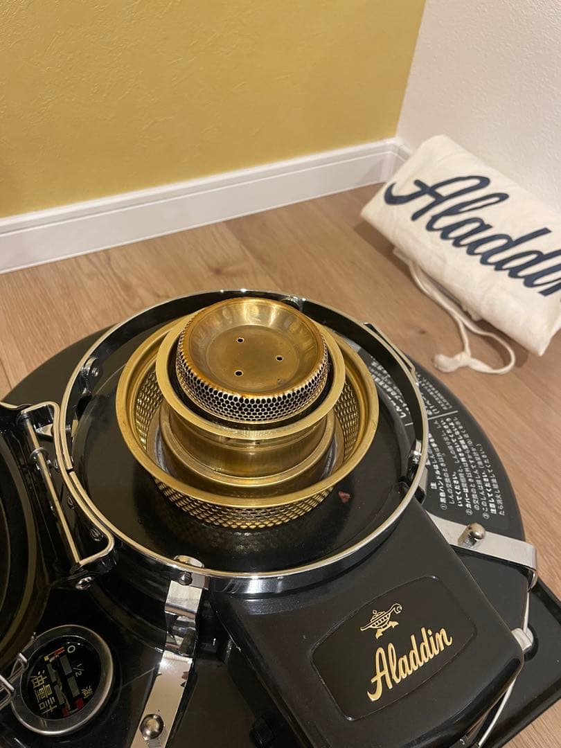 収納袋付Aladdinアラジン石油ストーブブルーフレームBF3906 ブラック