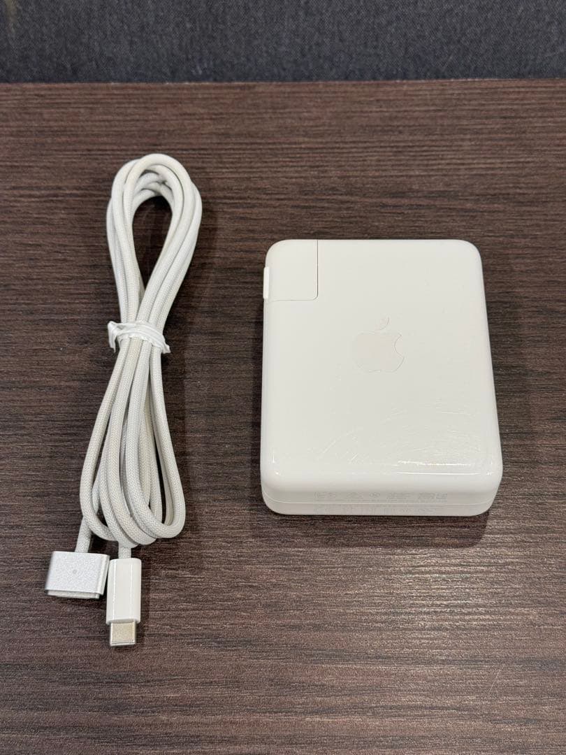 Apple 140W USB-C 電源アダプタ + MagSafe 3ケーブル