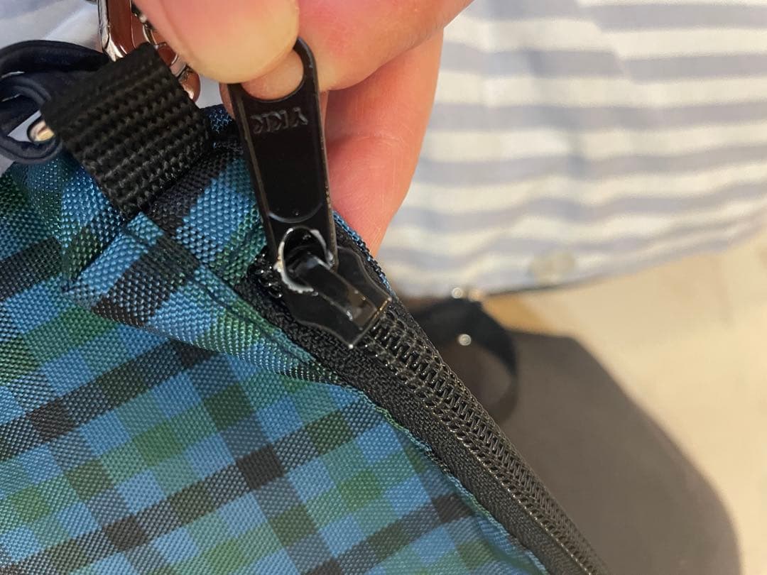 familiar チェック柄ポシェット