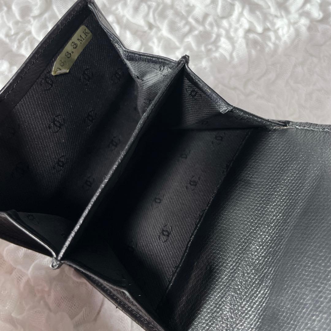 CHANEL ブラック 三つ折り財布　シャネル　ココマーク　レザー　コンパクト