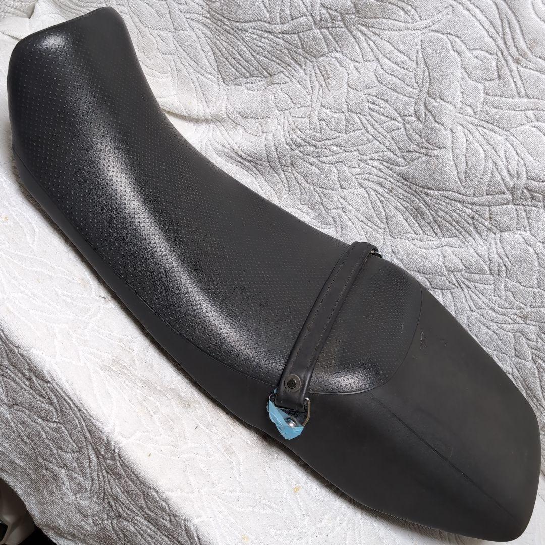 HONDA FTR223純正シート